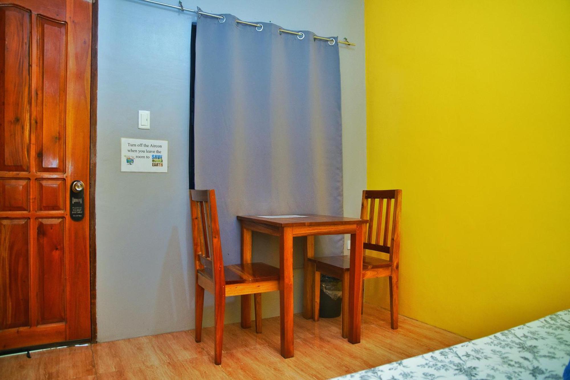 Ananas Guest house Moalboal